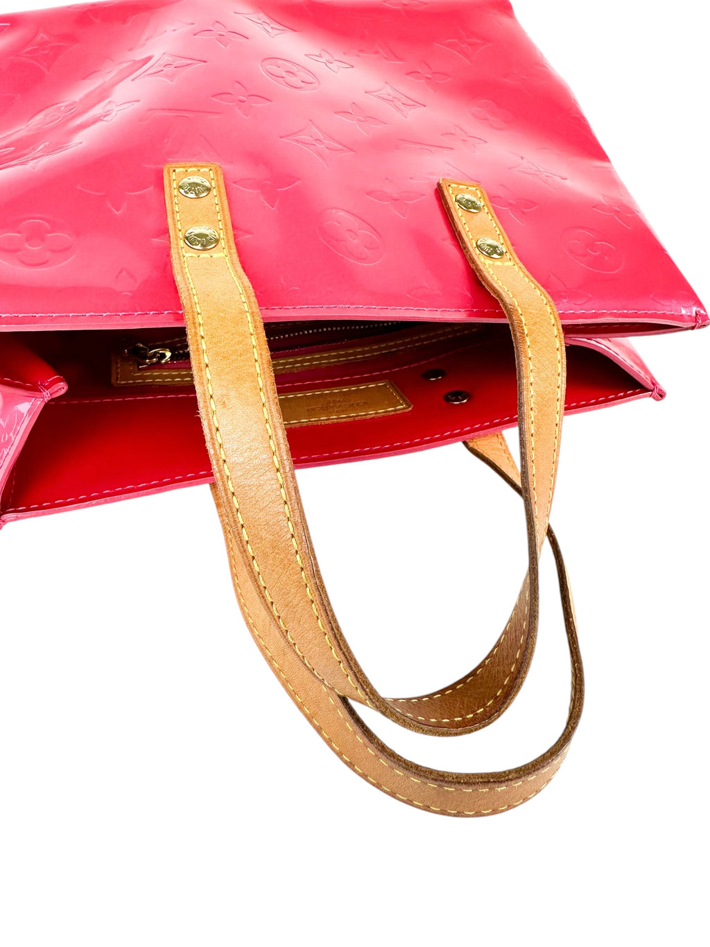 Louis Vuitton Rose Pop Vernis Leather Reade PM