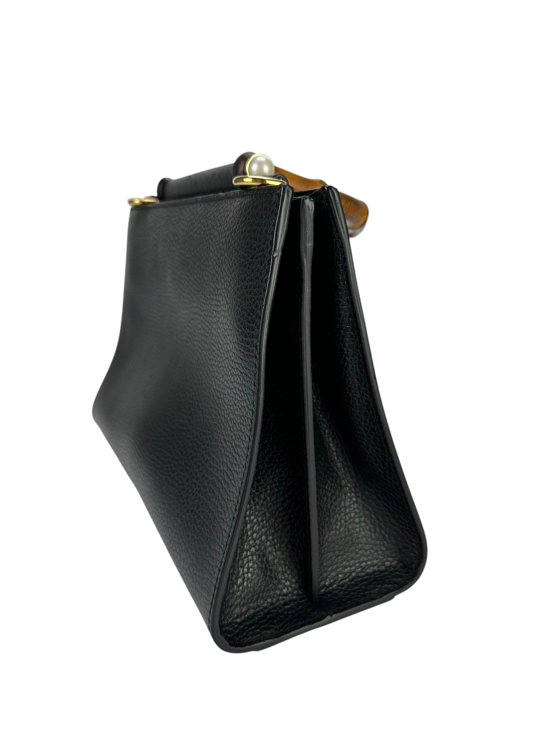 Gucci Black Pebbled Leather Nymphea Top Handle Bag