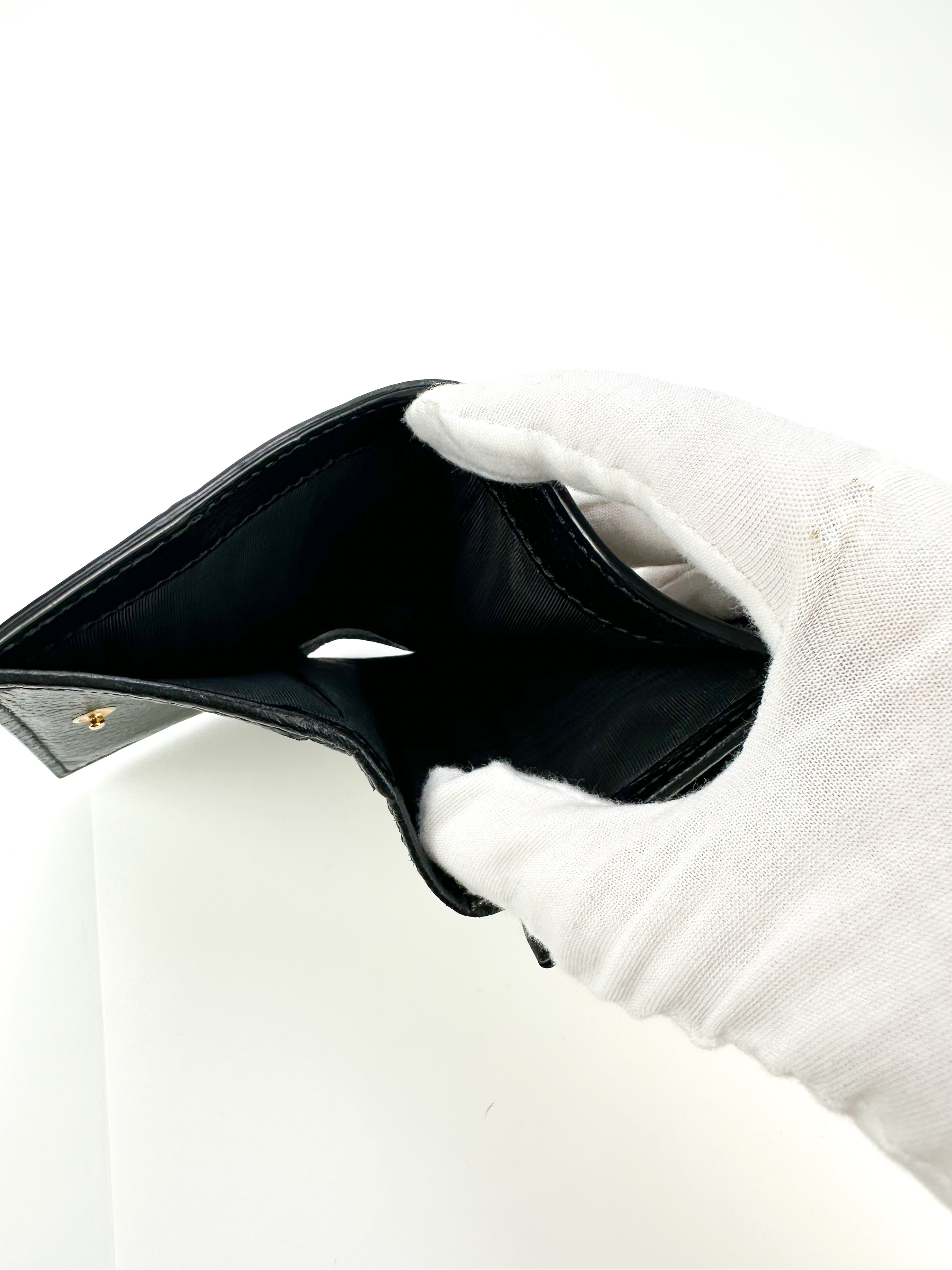 Gucci Black GG Supreme Monogram Marmont Compact Wallet