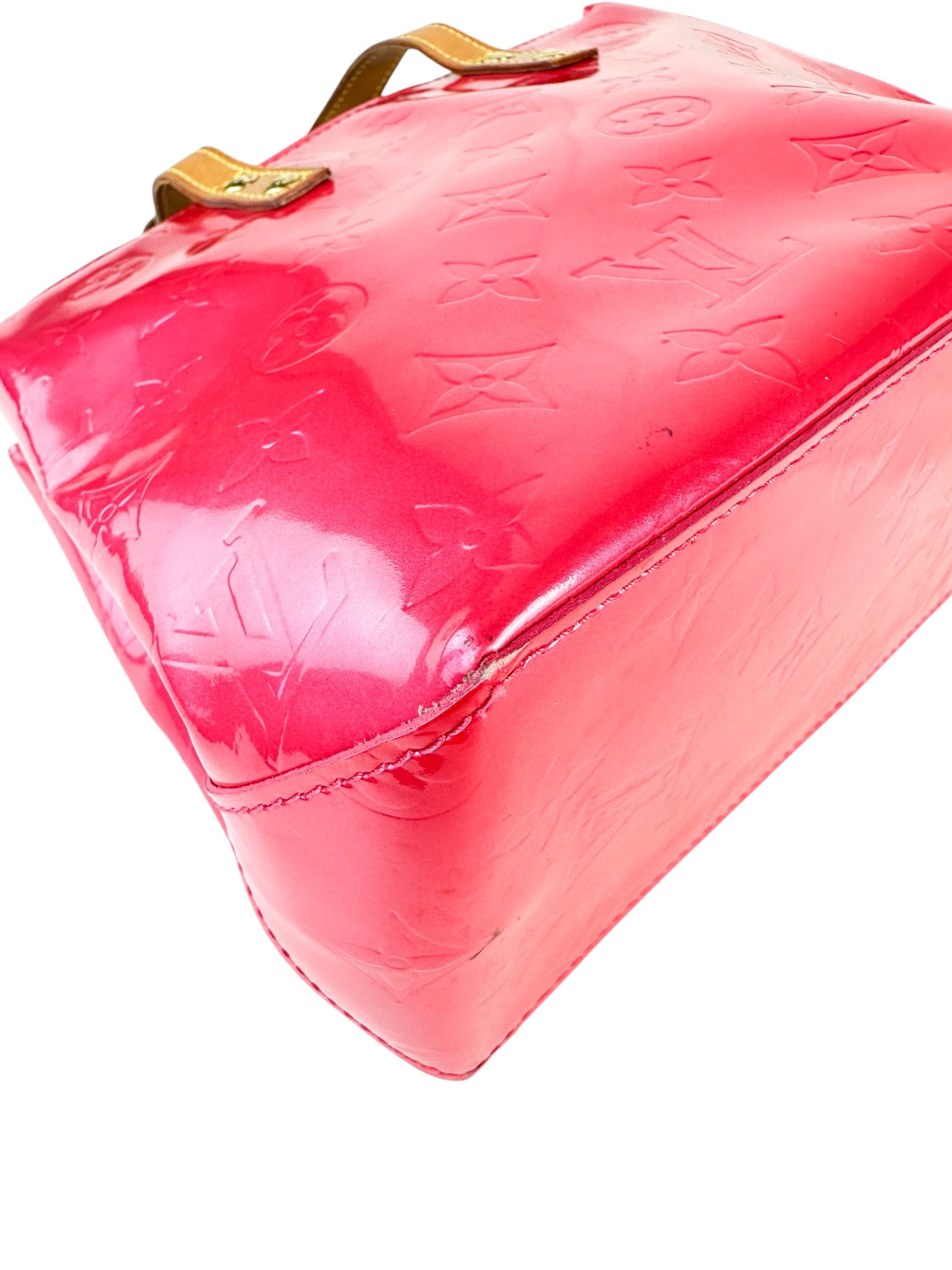 Louis Vuitton Rose Pop Vernis Leather Reade PM